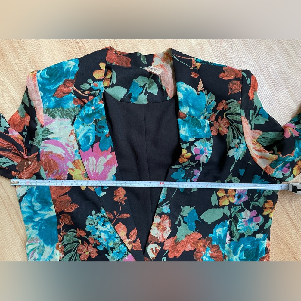 Lulus Gypsy Junkies Zeppelin Floral Print Blazer black medium jacket boho - Picture 12 of 13